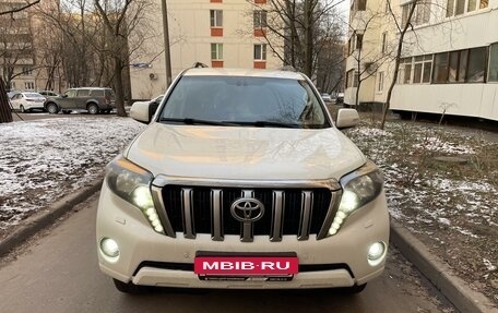 Toyota Land Cruiser Prado 150 рестайлинг 2, 2016 год, 4 600 000 рублей, 2 фотография