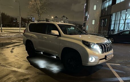 Toyota Land Cruiser Prado 150 рестайлинг 2, 2016 год, 4 600 000 рублей, 15 фотография