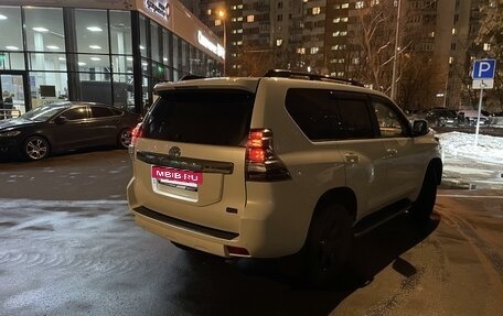 Toyota Land Cruiser Prado 150 рестайлинг 2, 2016 год, 4 600 000 рублей, 14 фотография