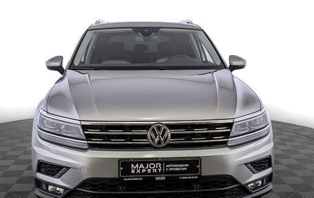 Volkswagen Tiguan II, 2020 год, 3 745 000 рублей, 2 фотография