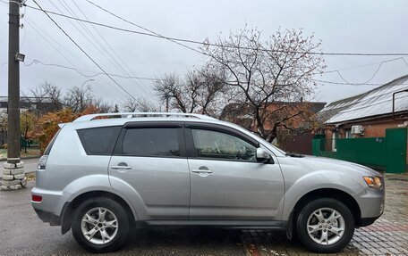 Mitsubishi Outlander III рестайлинг 3, 2009 год, 1 180 000 рублей, 6 фотография