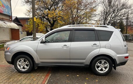 Mitsubishi Outlander III рестайлинг 3, 2009 год, 1 180 000 рублей, 11 фотография