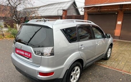 Mitsubishi Outlander III рестайлинг 3, 2009 год, 1 180 000 рублей, 7 фотография