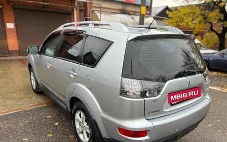 Mitsubishi Outlander III рестайлинг 3, 2009 год, 1 180 000 рублей, 9 фотография