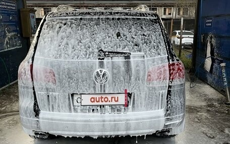 Volkswagen Touareg III, 2005 год, 700 000 рублей, 3 фотография