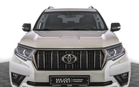 Toyota Land Cruiser Prado 150 рестайлинг 2, 2021 год, 6 790 000 рублей, 2 фотография