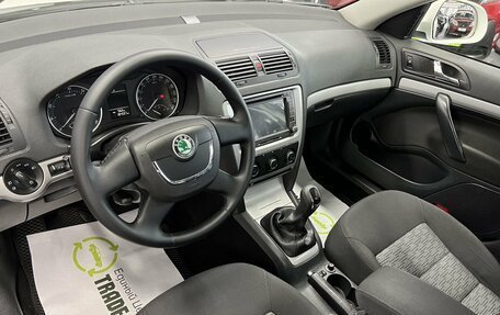 Skoda Octavia, 2012 год, 1 045 000 рублей, 9 фотография