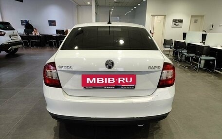 Skoda Rapid I, 2018 год, 959 000 рублей, 6 фотография