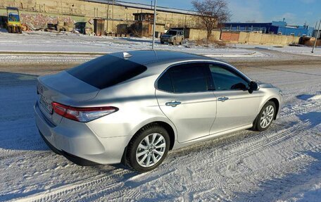 Toyota Camry, 2020 год, 3 900 000 рублей, 2 фотография