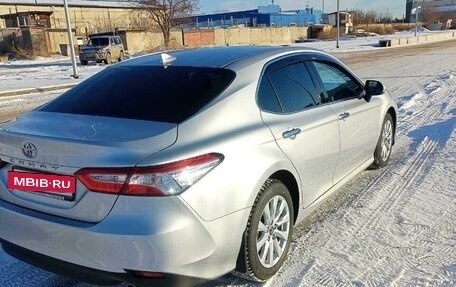 Toyota Camry, 2020 год, 3 900 000 рублей, 3 фотография