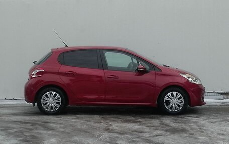 Peugeot 208 II, 2013 год, 700 000 рублей, 4 фотография