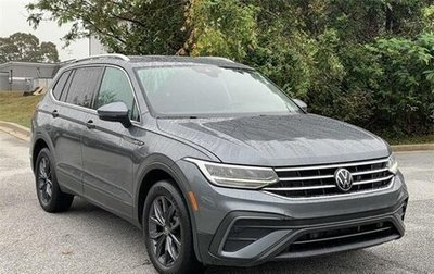 Volkswagen Tiguan II, 2022 год, 4 582 000 рублей, 1 фотография