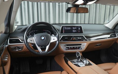 BMW 7 серия, 2021 год, 7 349 000 рублей, 6 фотография