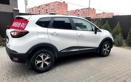 Renault Kaptur I рестайлинг, 2018 год, 1 020 000 рублей, 2 фотография