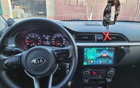 KIA Rio IV, 2017 год, 1 300 000 рублей, 8 фотография