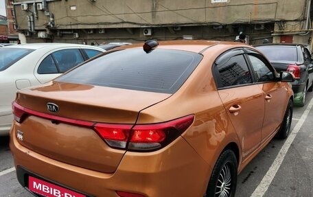 KIA Rio IV, 2018 год, 1 100 000 рублей, 6 фотография