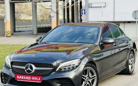 Mercedes-Benz C-Класс, 2019 год, 3 390 000 рублей, 2 фотография