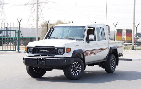 Toyota Land Cruiser 70, 2024 год, 9 990 000 рублей, 1 фотография