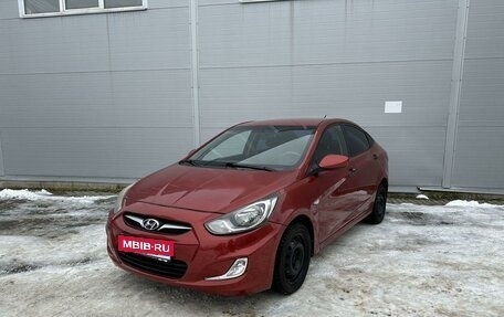 Hyundai Solaris II рестайлинг, 2012 год, 645 000 рублей, 1 фотография