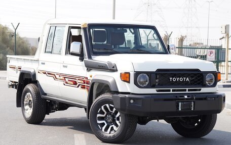 Toyota Land Cruiser 70, 2024 год, 9 990 000 рублей, 5 фотография