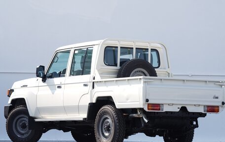 Toyota Land Cruiser 70, 2024 год, 10 960 000 рублей, 2 фотография