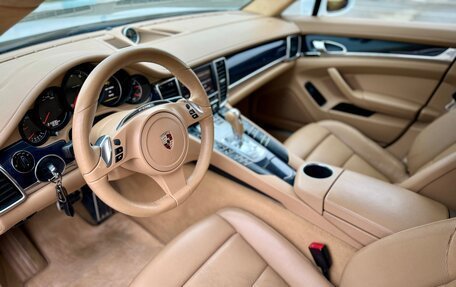 Porsche Panamera II рестайлинг, 2010 год, 2 790 000 рублей, 9 фотография