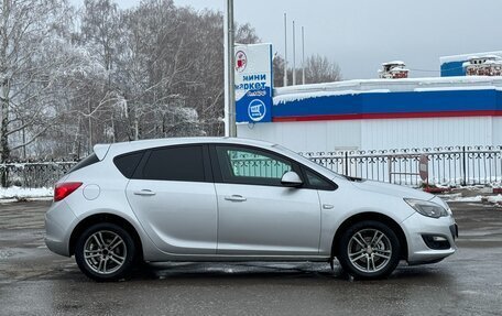 Opel Astra J, 2013 год, 743 000 рублей, 10 фотография