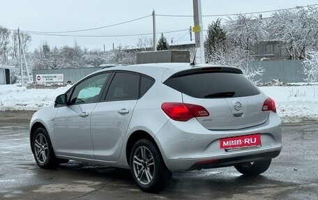 Opel Astra J, 2013 год, 743 000 рублей, 4 фотография