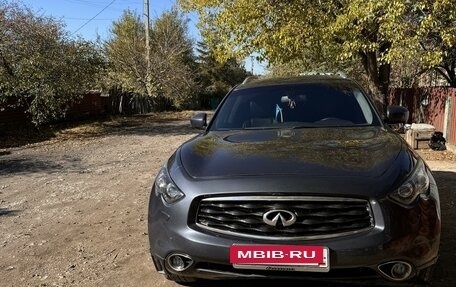 Infiniti FX II, 2010 год, 2 250 000 рублей, 2 фотография