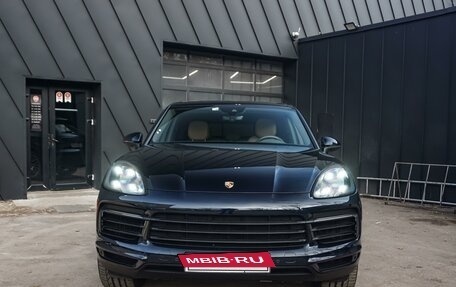 Porsche Cayenne III, 2020 год, 8 630 000 рублей, 2 фотография