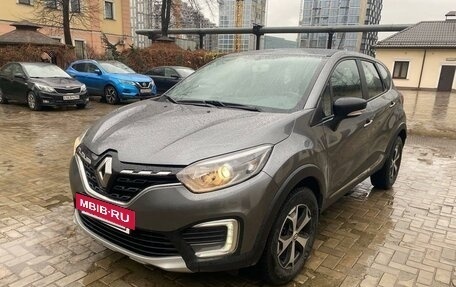 Renault Kaptur I рестайлинг, 2021 год, 1 750 000 рублей, 28 фотография