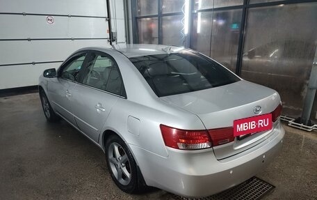 Hyundai Sonata VI, 2008 год, 700 000 рублей, 6 фотография