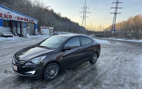 Hyundai Solaris II рестайлинг, 2015 год, 1 100 000 рублей, 5 фотография