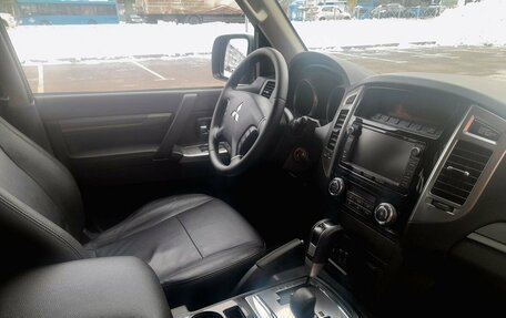 Mitsubishi Pajero IV, 2014 год, 3 199 000 рублей, 14 фотография