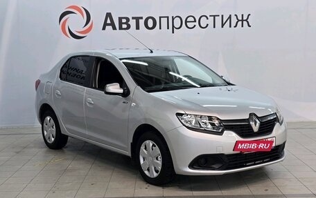 Renault Logan II, 2017 год, 1 045 000 рублей, 3 фотография