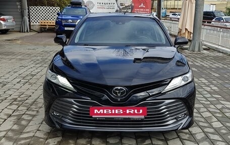 Toyota Camry, 2019 год, 3 350 000 рублей, 6 фотография