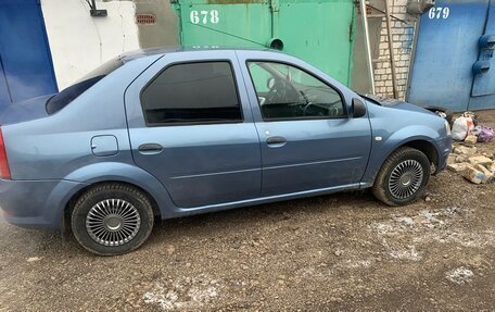 Renault Logan I, 2014 год, 400 000 рублей, 1 фотография