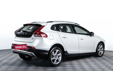 Volvo V40 Cross Country I, 2013 год, 1 379 000 рублей, 5 фотография