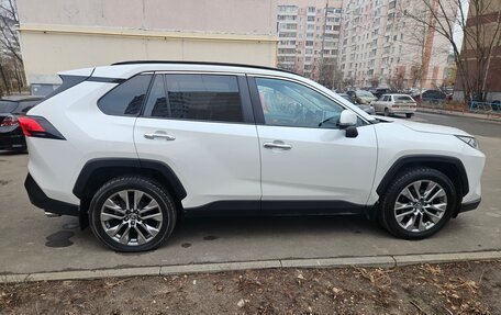 Toyota RAV4, 2020 год, 3 050 000 рублей, 8 фотография