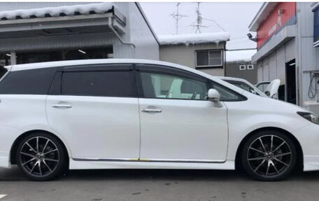 Toyota Wish II, 2015 год, 1 310 000 рублей, 10 фотография