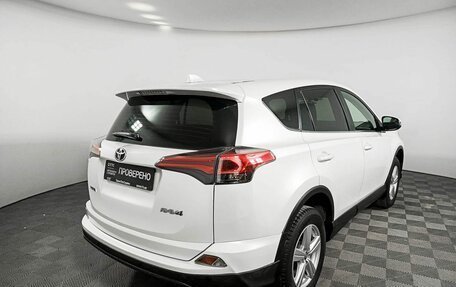 Toyota RAV4, 2018 год, 2 815 000 рублей, 6 фотография