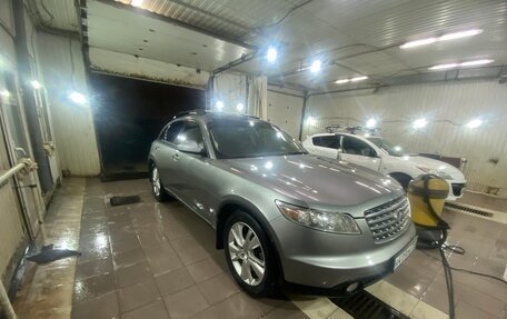 Infiniti FX I, 2003 год, 1 050 000 рублей, 4 фотография