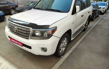 Toyota Land Cruiser 200, 2010 год, 3 000 000 рублей, 1 фотография