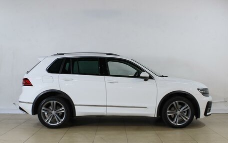 Volkswagen Tiguan II, 2018 год, 3 069 000 рублей, 5 фотография