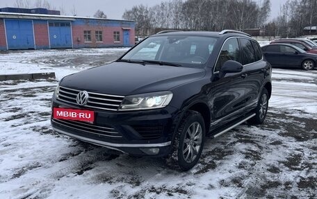 Volkswagen Touareg III, 2015 год, 3 200 000 рублей, 2 фотография