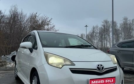 Toyota Ractis II, 2011 год, 950 000 рублей, 1 фотография