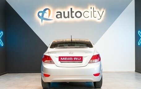 Hyundai Solaris II рестайлинг, 2011 год, 674 000 рублей, 12 фотография