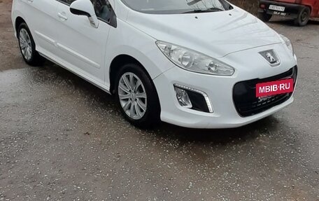 Peugeot 308 II, 2011 год, 555 000 рублей, 4 фотография