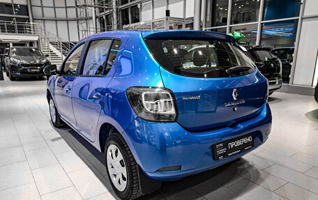 Renault Sandero II рестайлинг, 2015 год, 999 000 рублей, 7 фотография