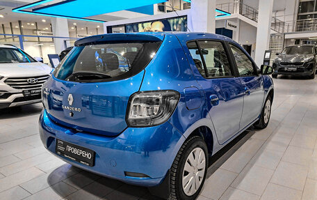 Renault Sandero II рестайлинг, 2015 год, 999 000 рублей, 5 фотография